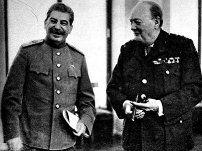 Черчилль и Сталин. Источник - resource.everyday.mn