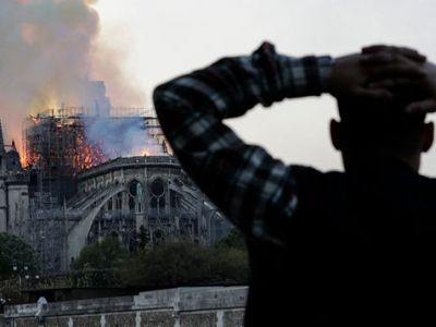 Пожар в соборе Парижской Богоматери. Фото: Geoffroy Van der Hasselt / AFP