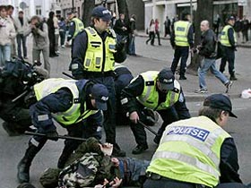 Полиция Эстония. Фото с сайта dni.ru