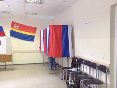 Избирательный участок 354 в Калининграде. Отсутствие наблюдателей. Фото: Каспаров.Ru.
