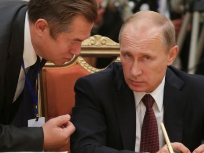 Сергей Глазьев и Владимир Путин. Фото: ТАСС